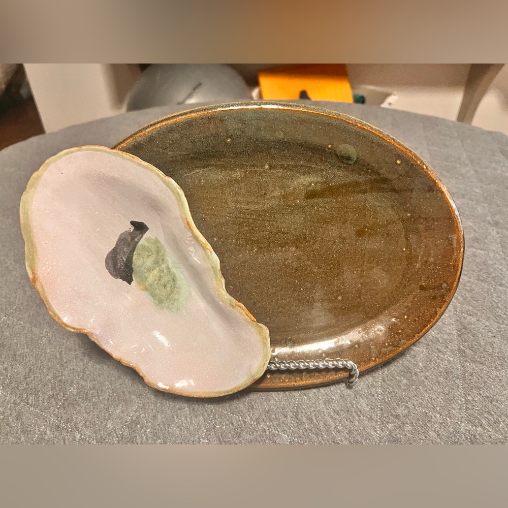 OYTERIA Collector’s 2013 Signed Oyster Plate Pottery Made in NOLA New Orleans